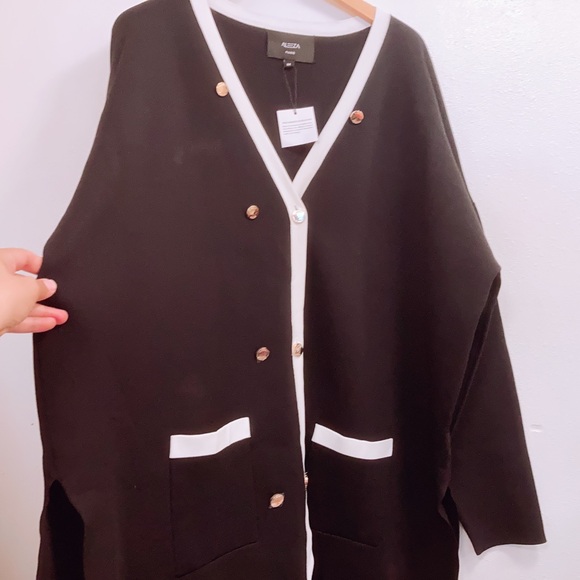 ALEEZA PARIS DOUBLE BREASTED KNIT QUITE LUXURY CARDIGAN GOLDEN BUTTONS Plus 5X - Picture 4 of 6